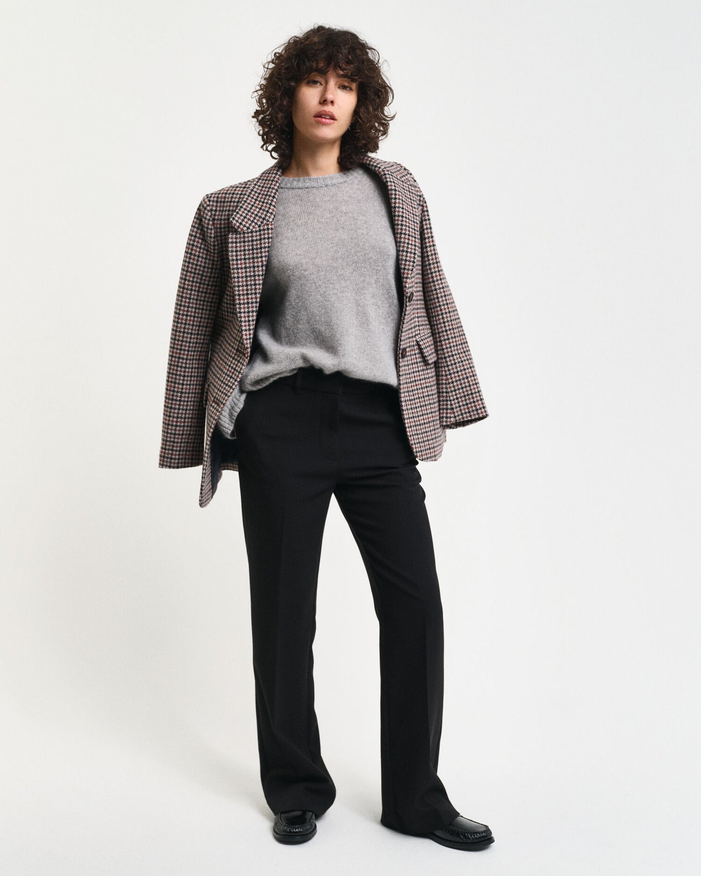 Pantalon coupe slim évasé