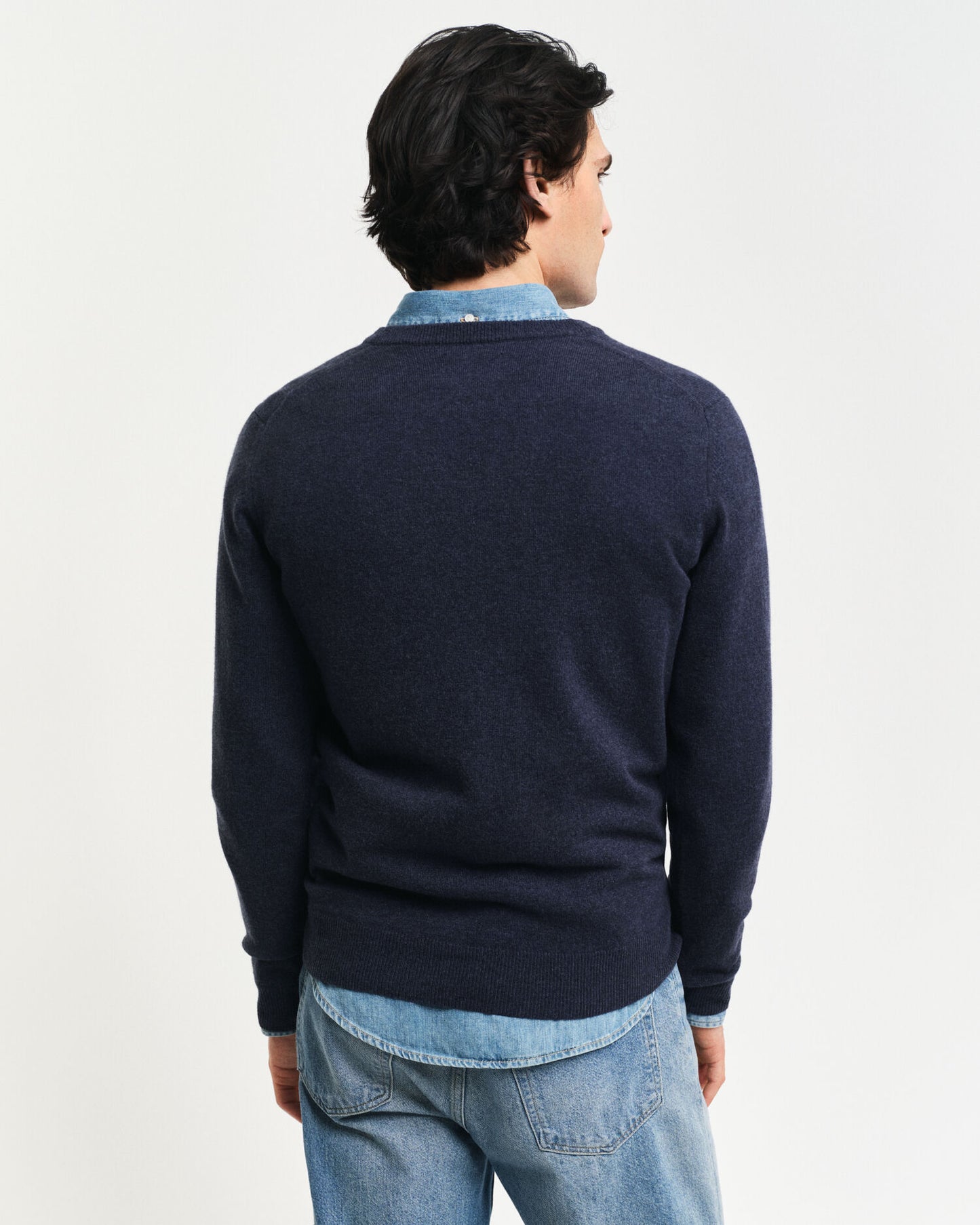 Pull en agneau mérinos extrafin à col en V