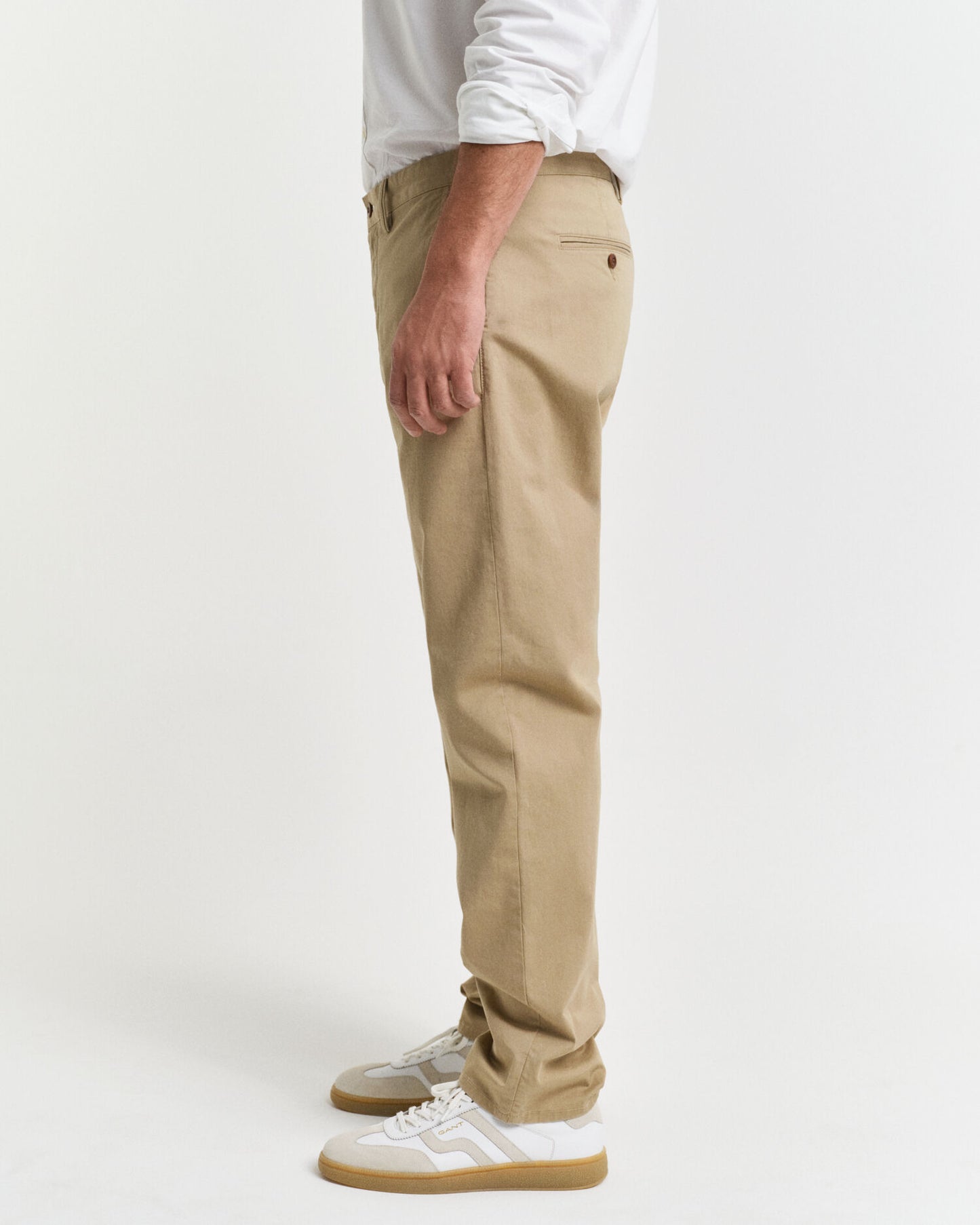 Chino en sergé coupe droite