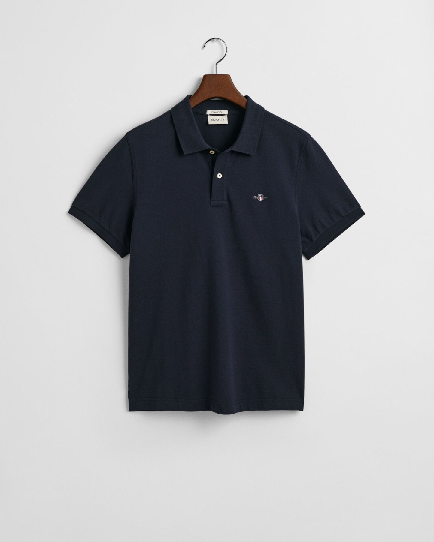 Polo en piqué à coupe regular avec écusson
