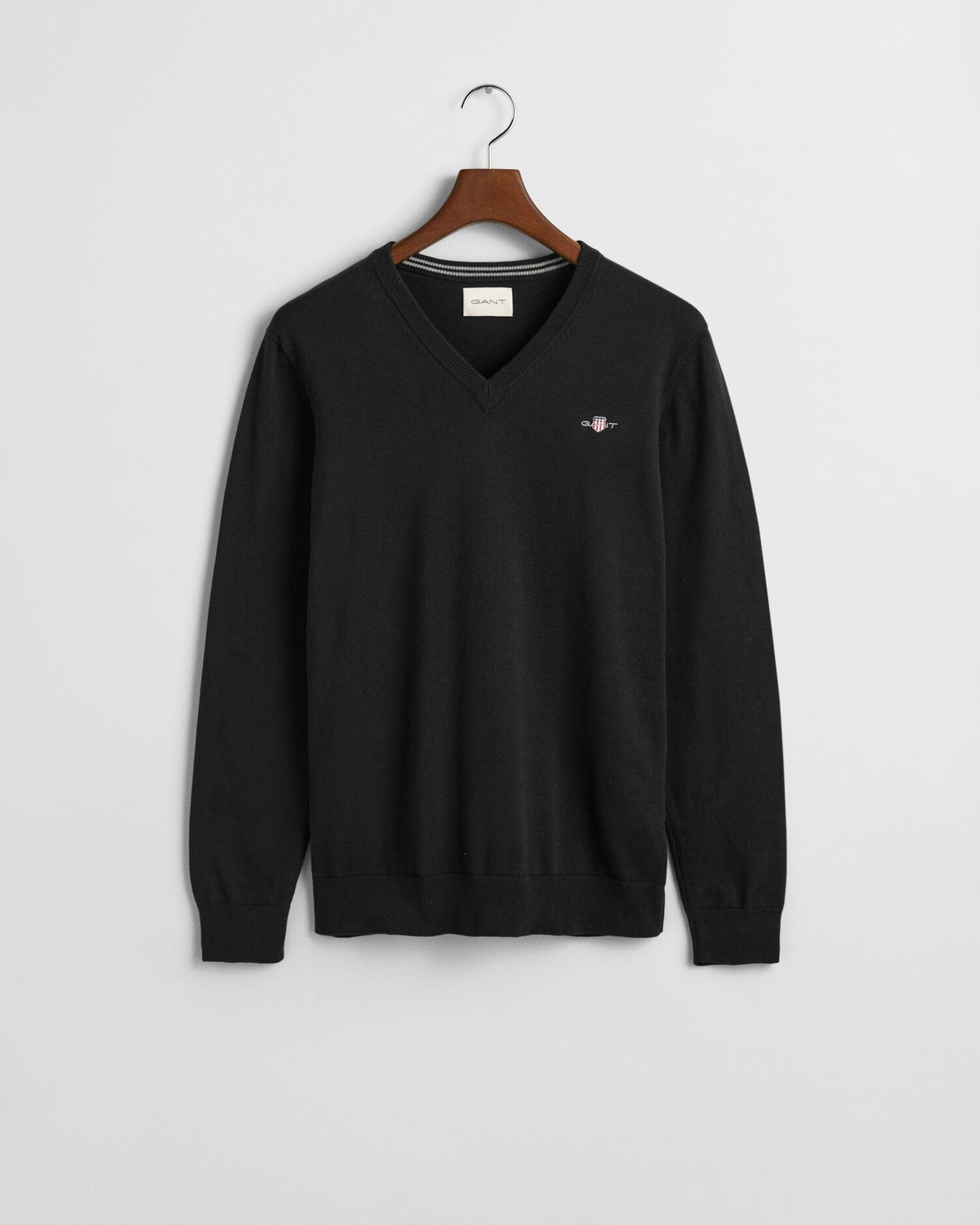 Pull classique en coton à col en V