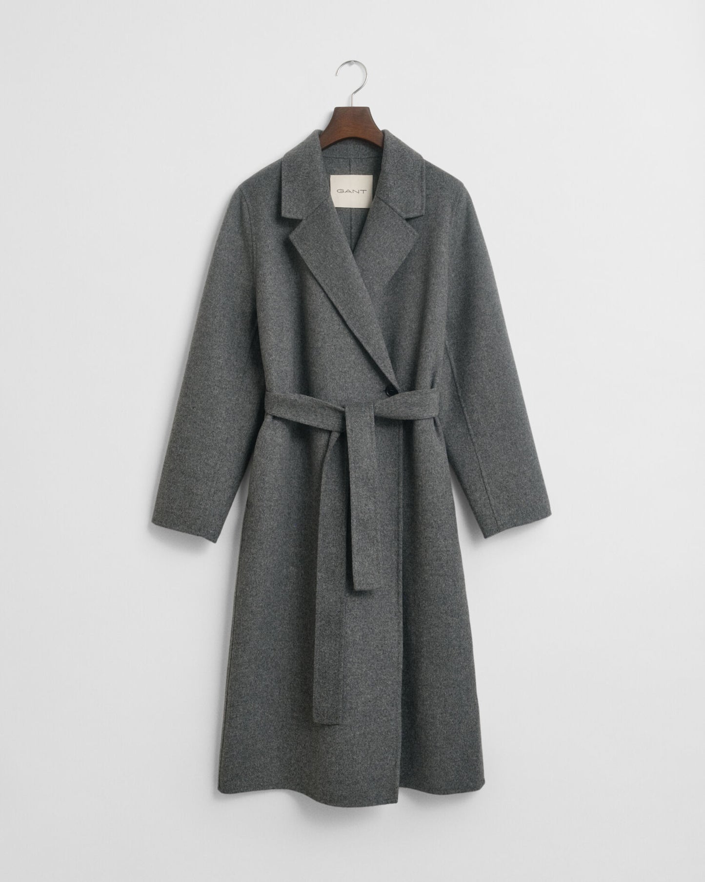 Manteau ceinturé cousu main