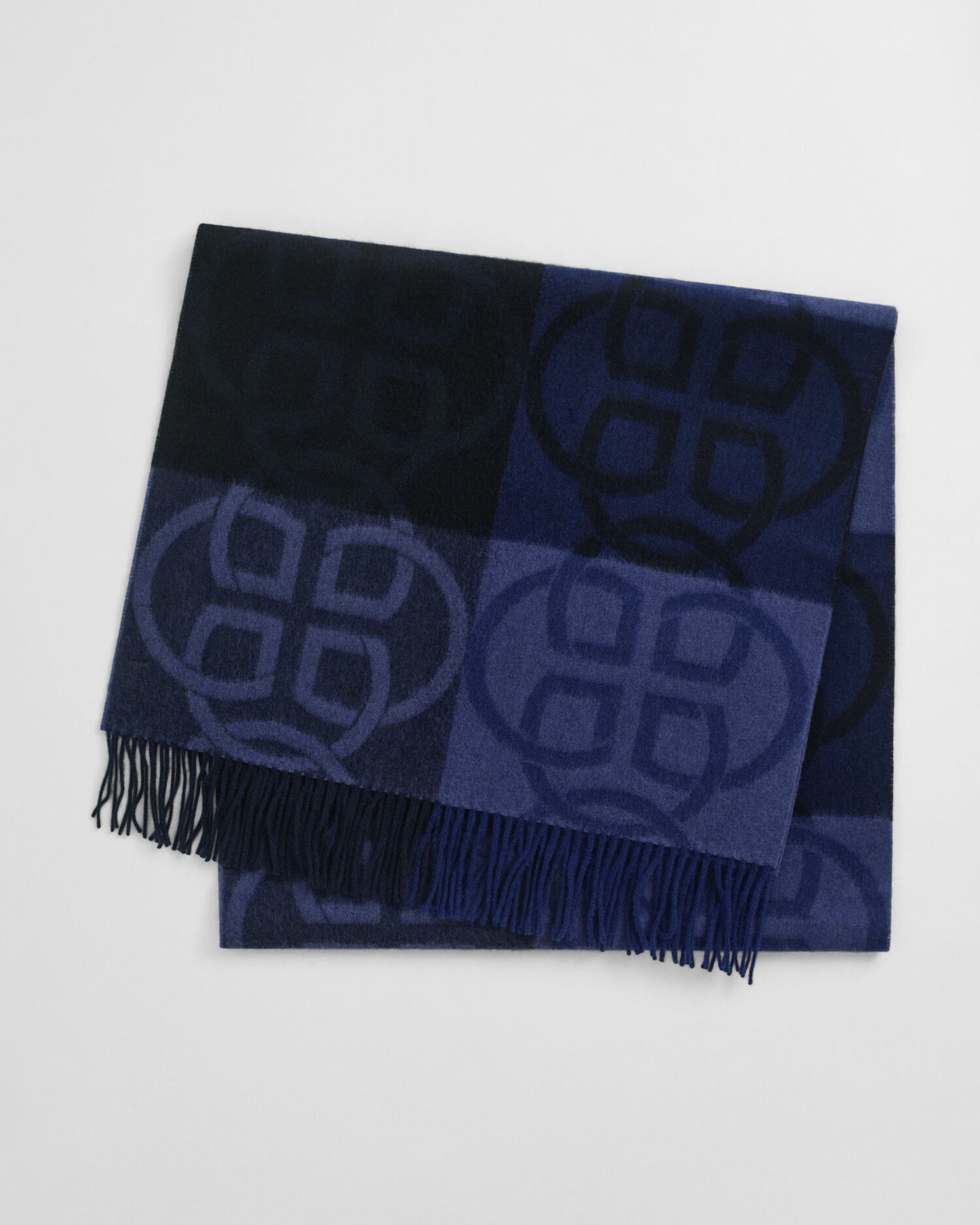 Écharpe en laine monogrammée