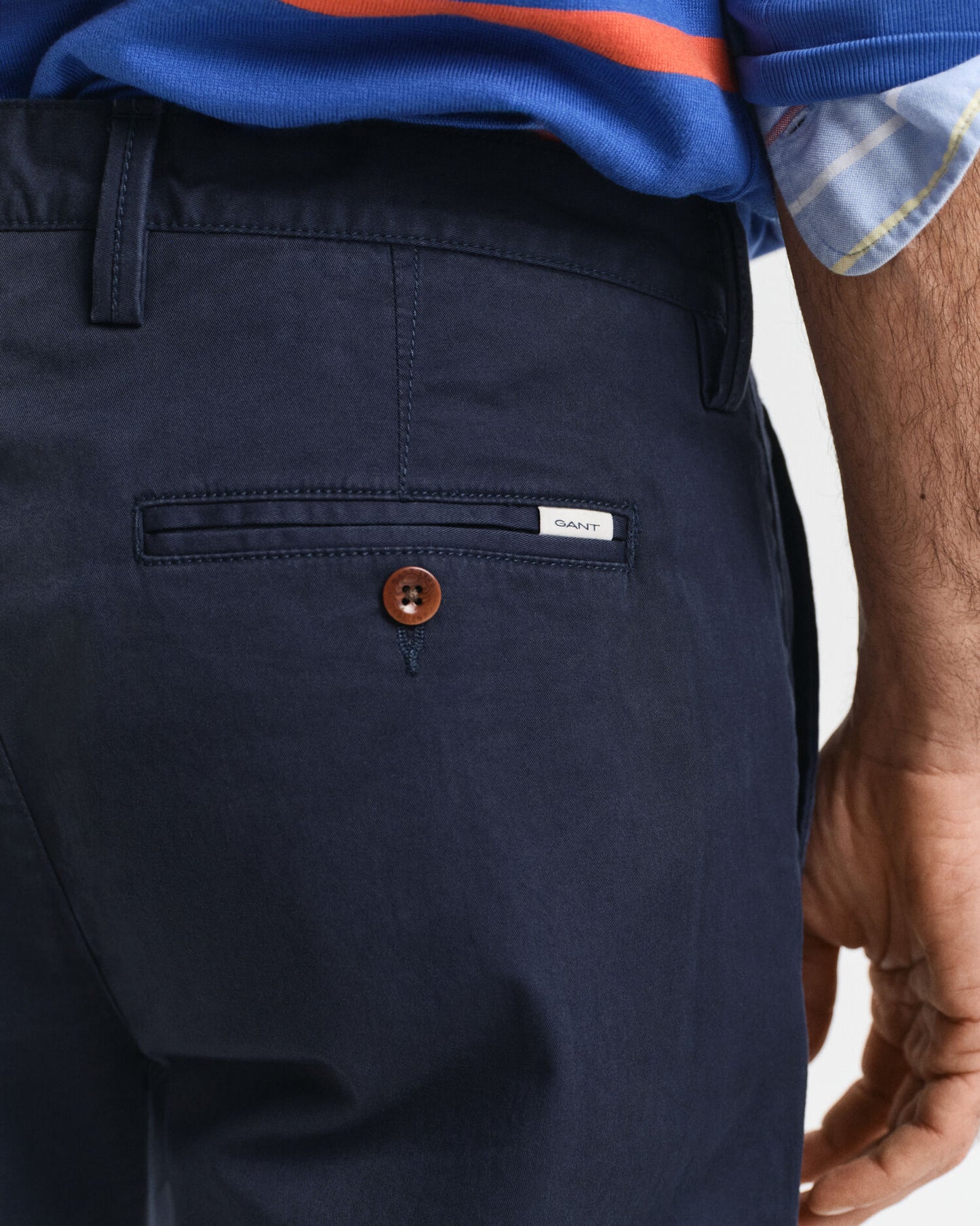 Pantalon chino en serge coupe droite