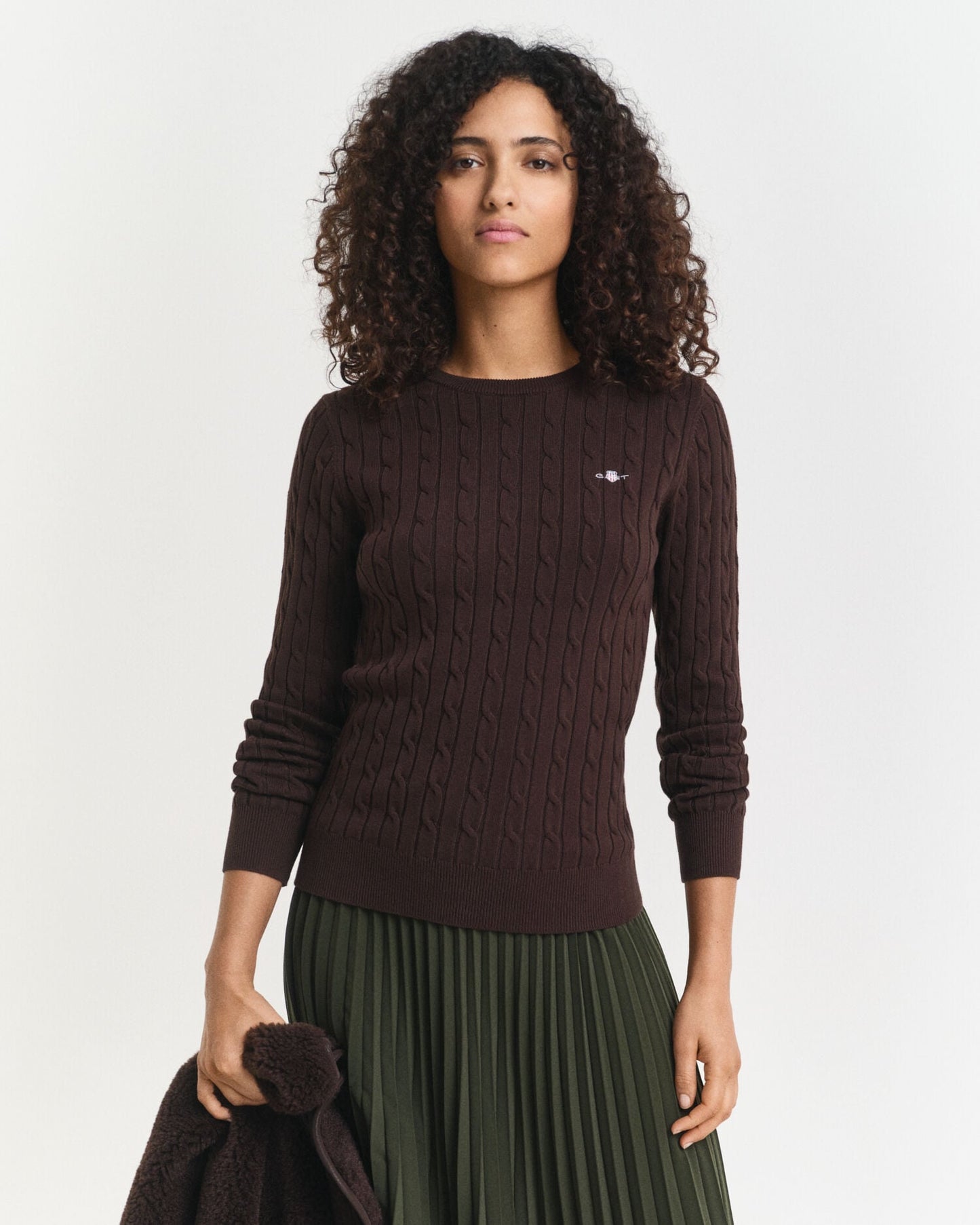 Pull ras-du-cou en maille torsadée de coton extensible