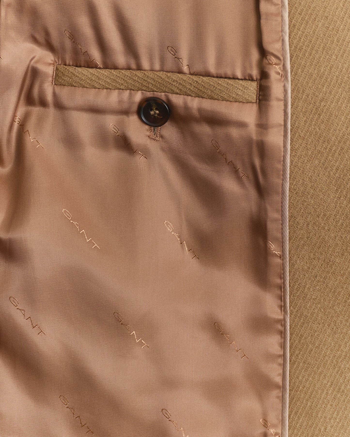 Manteau court en mélange de laine