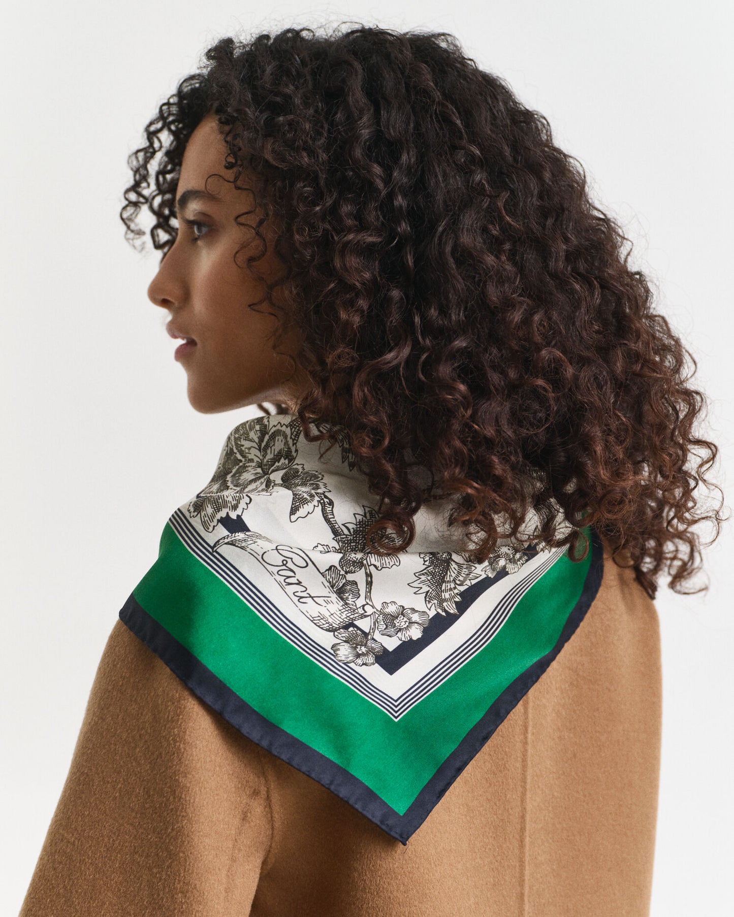 Foulard en soie imprimé arbres