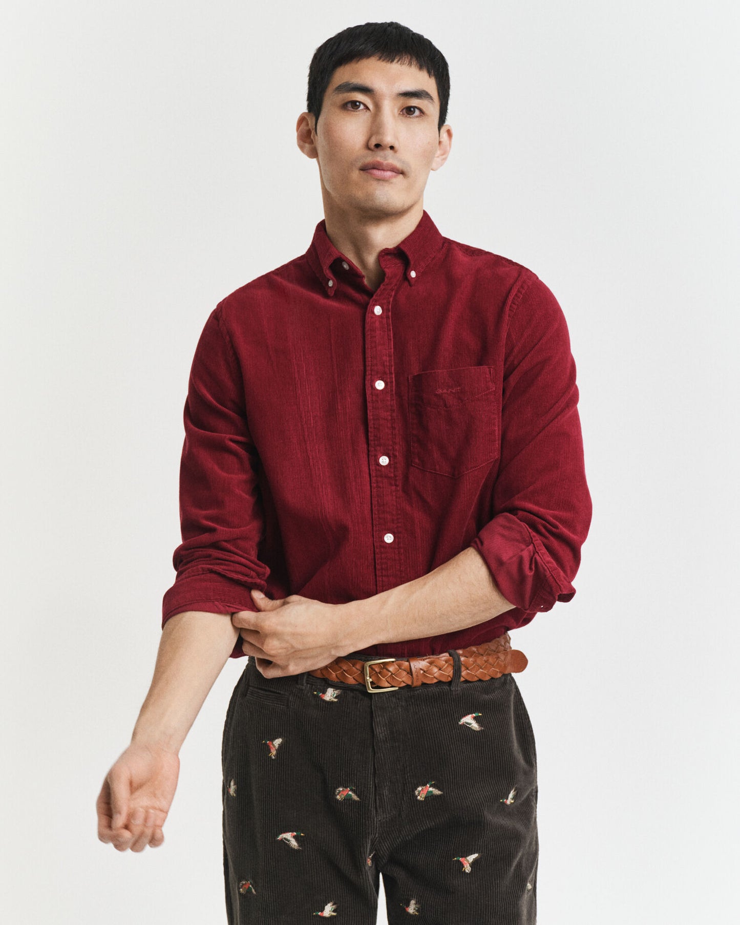 Chemise en velours côtelé coupe droite