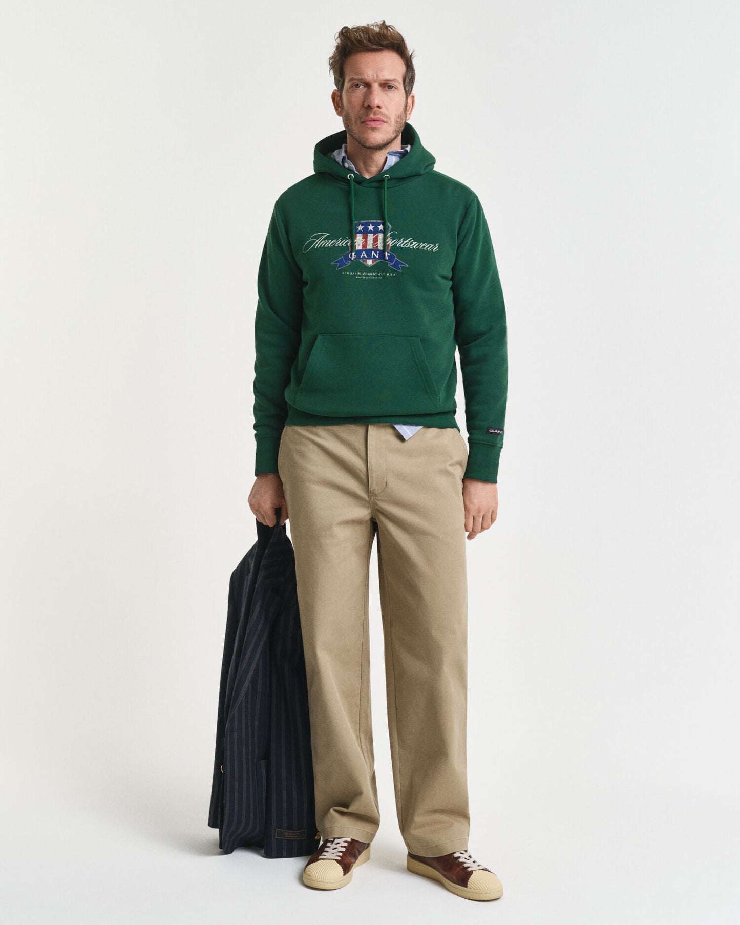 Chino aus Baumwoll-Twill, lockere Passform