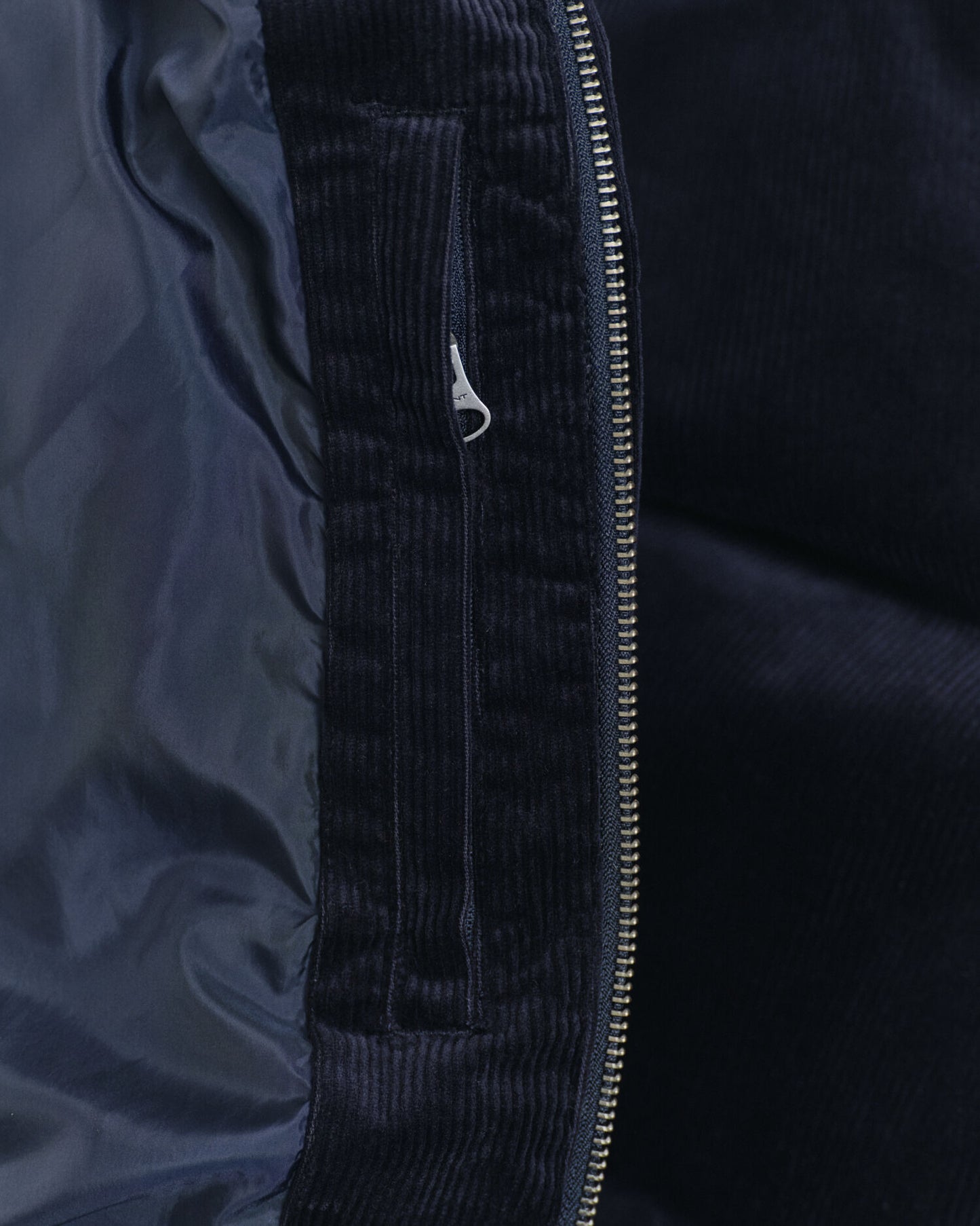 Cord-Pufferjacke