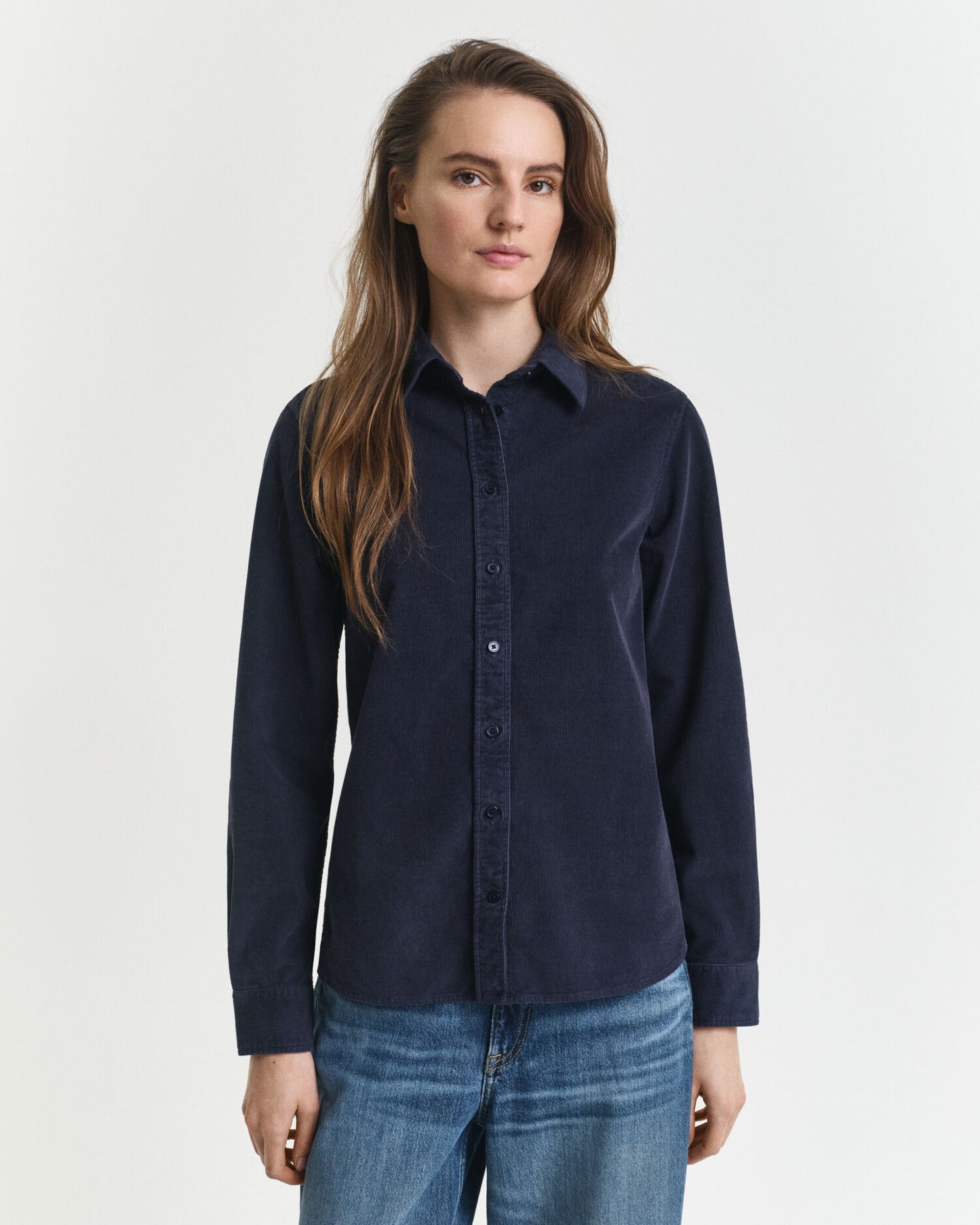 Chemise en velours côtelé coupe classique