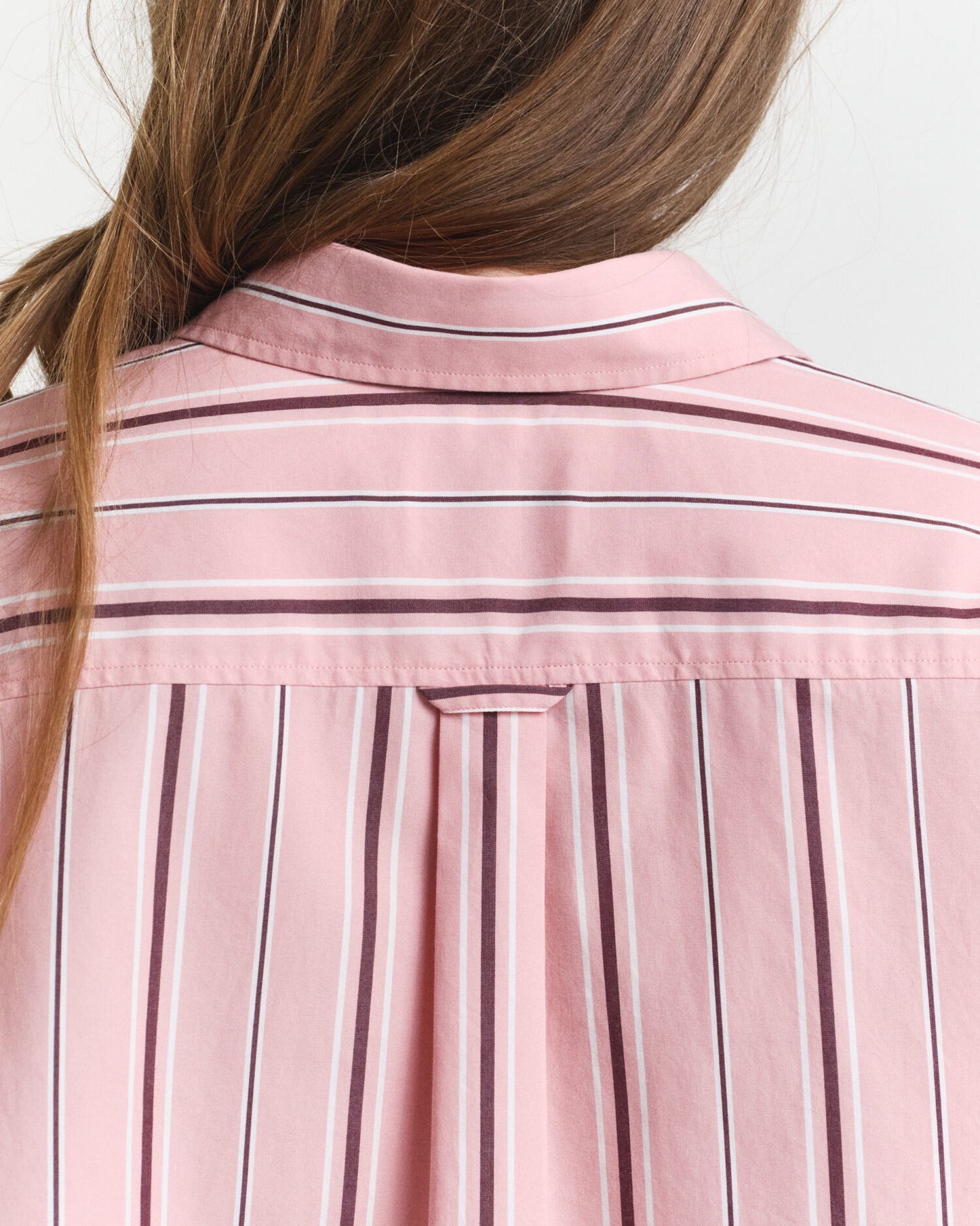 Chemise en popeline rayée classique coupe décontractée