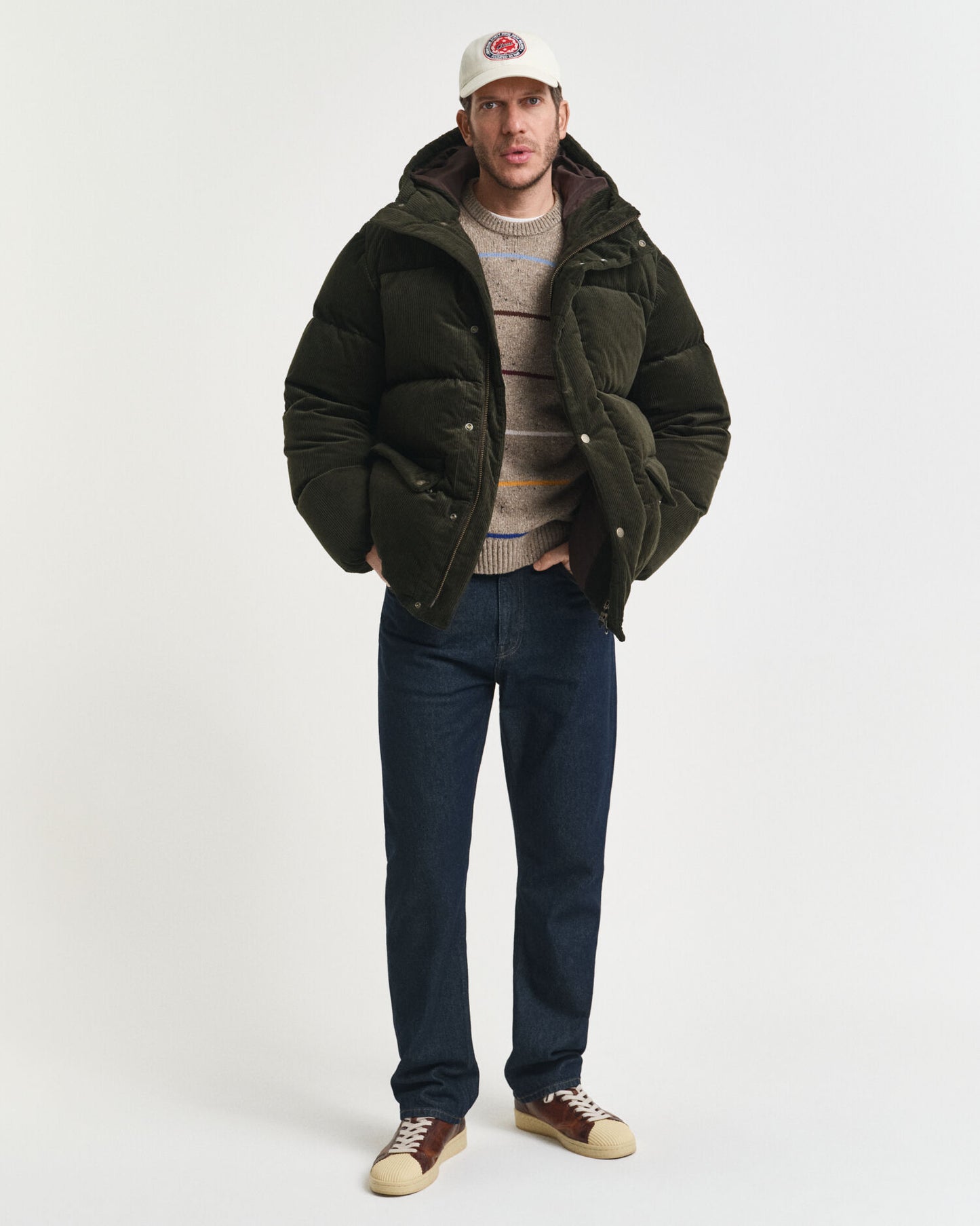 Daunenpufferjacke aus Cord