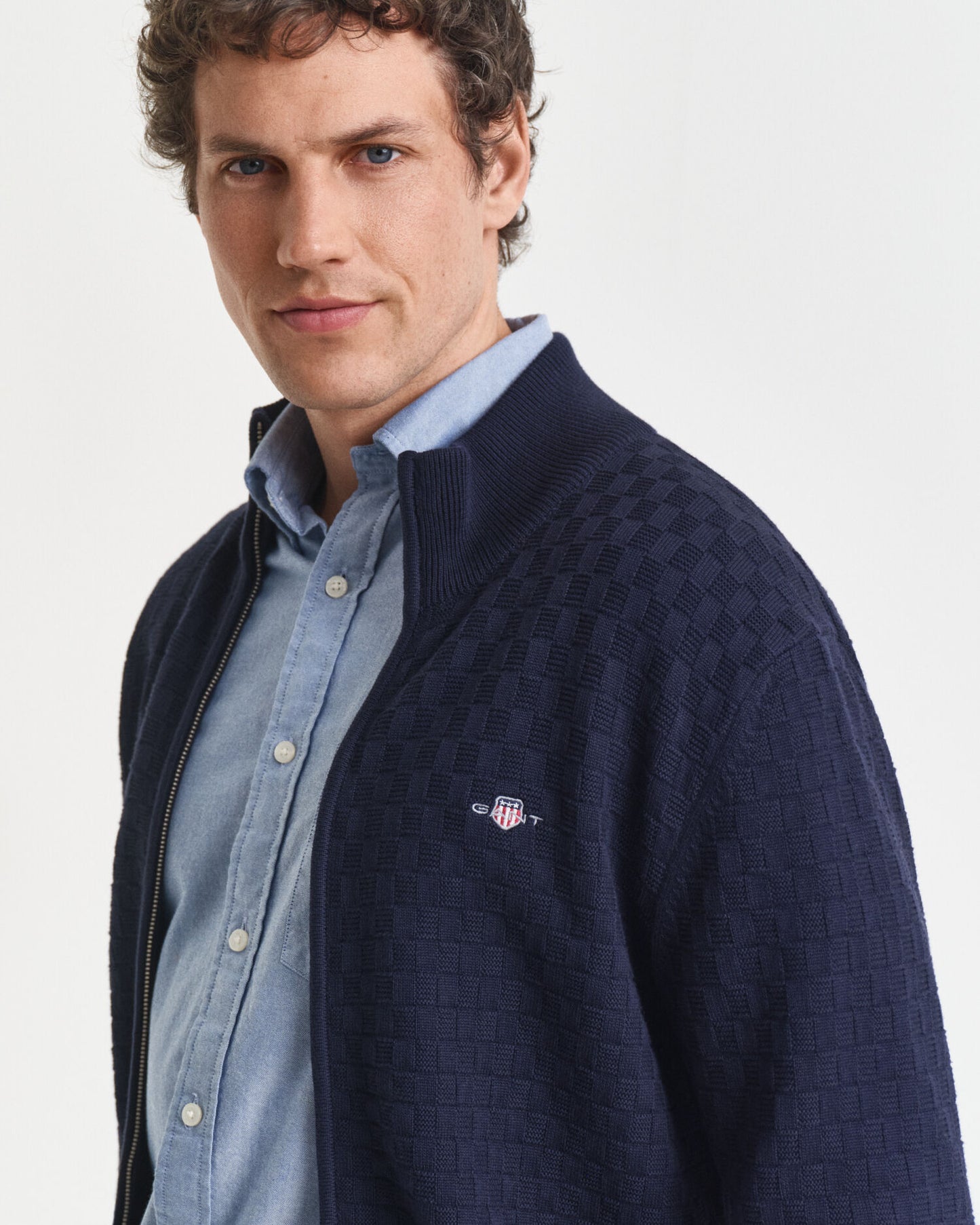 Pullover mit Mikrostruktur-Reißverschluss