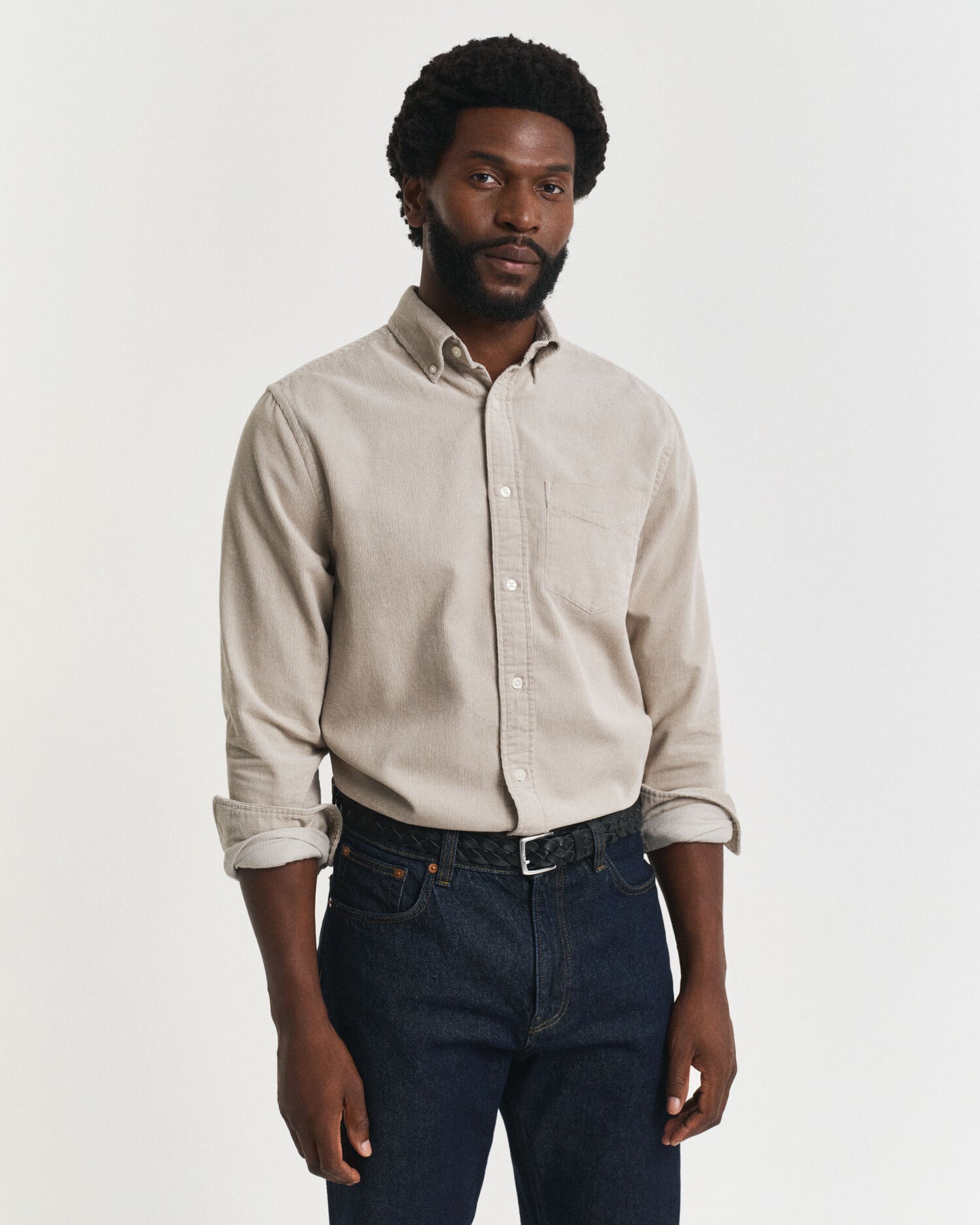 Chemise en velours côtelé coupe droite