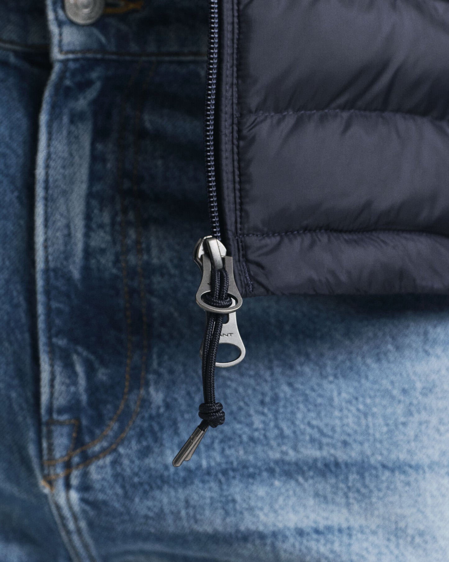 Materialmixjacke