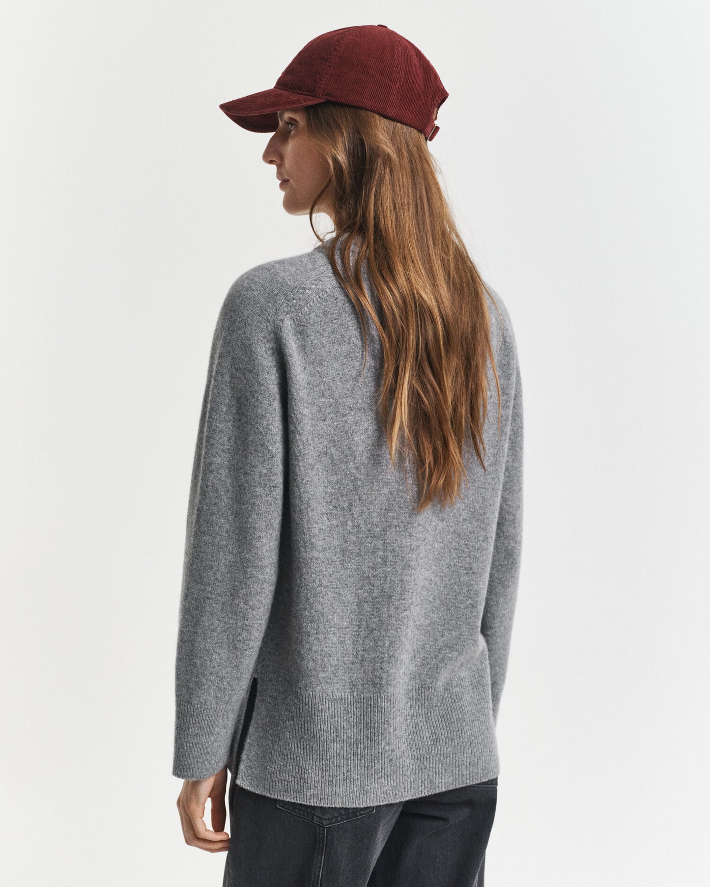 Pullover aus weicher Wolle mit Kaschmiranteil, Rundhalsausschnitt