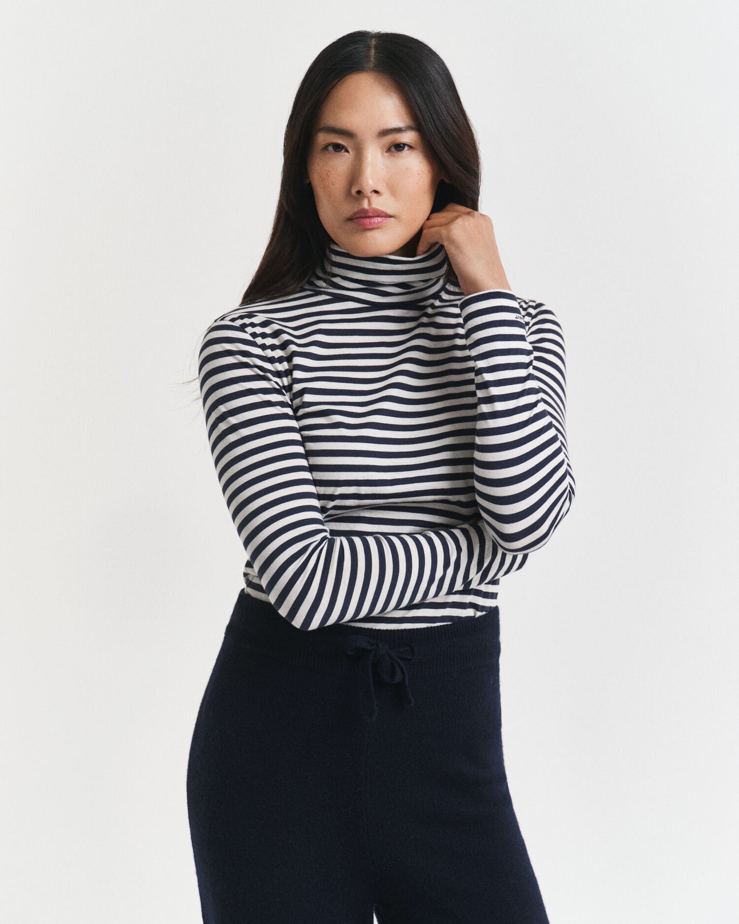 Top col roulé léger en coton rayé