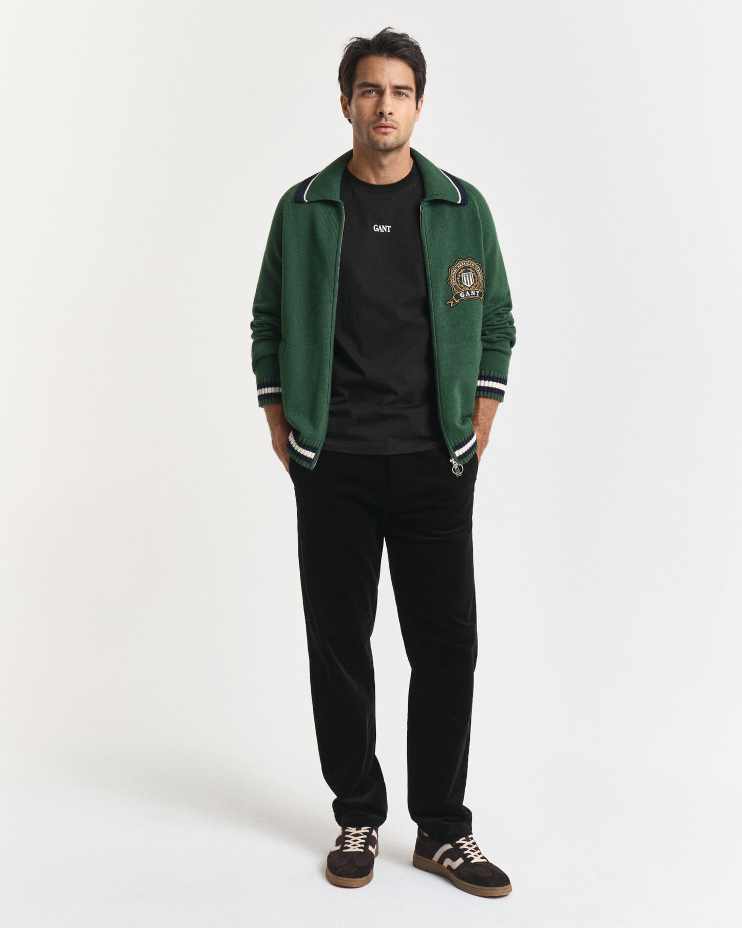 Chino en velours côtelé coupe droite