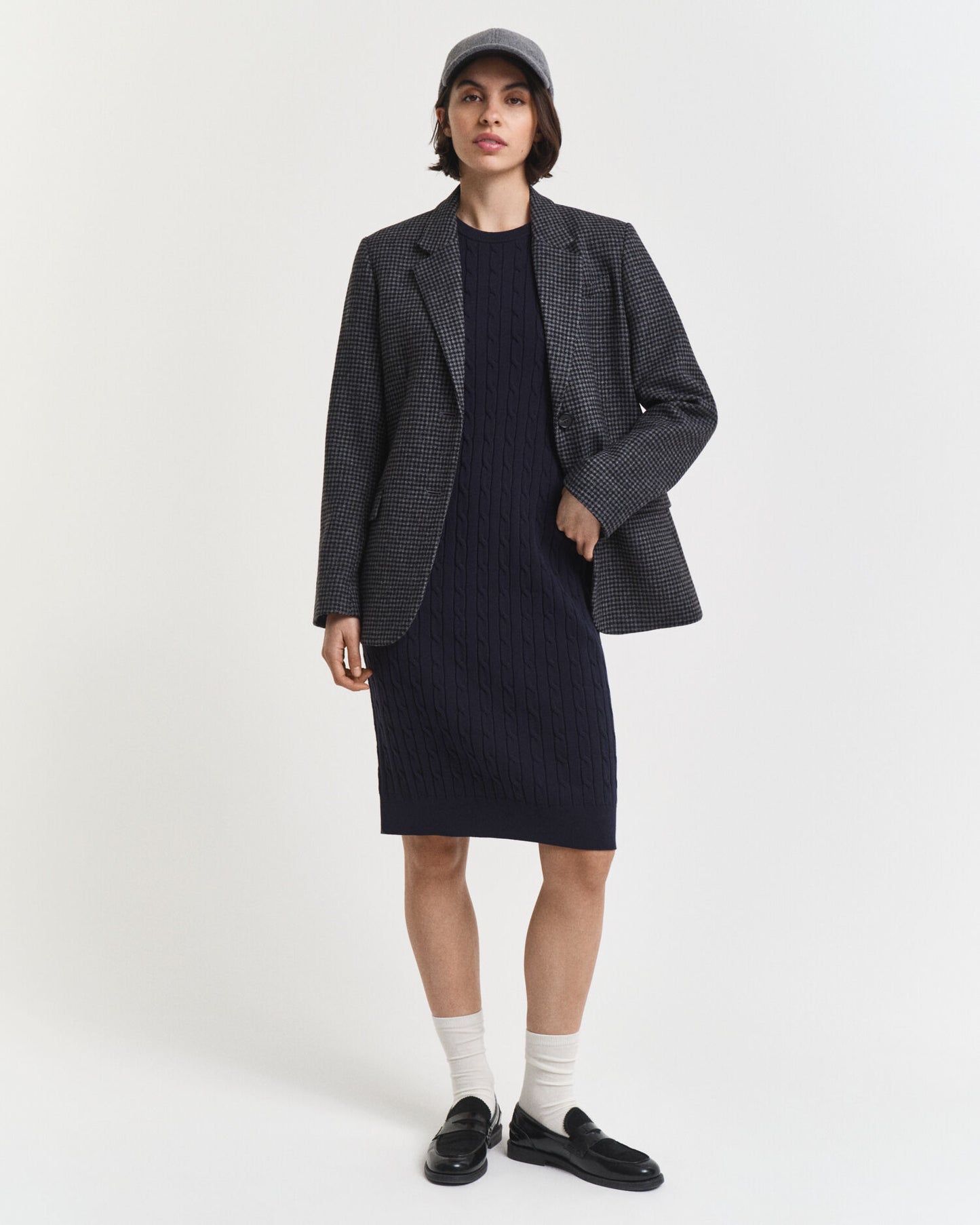 Robe pull col rond en maille torsadée de coton stretch