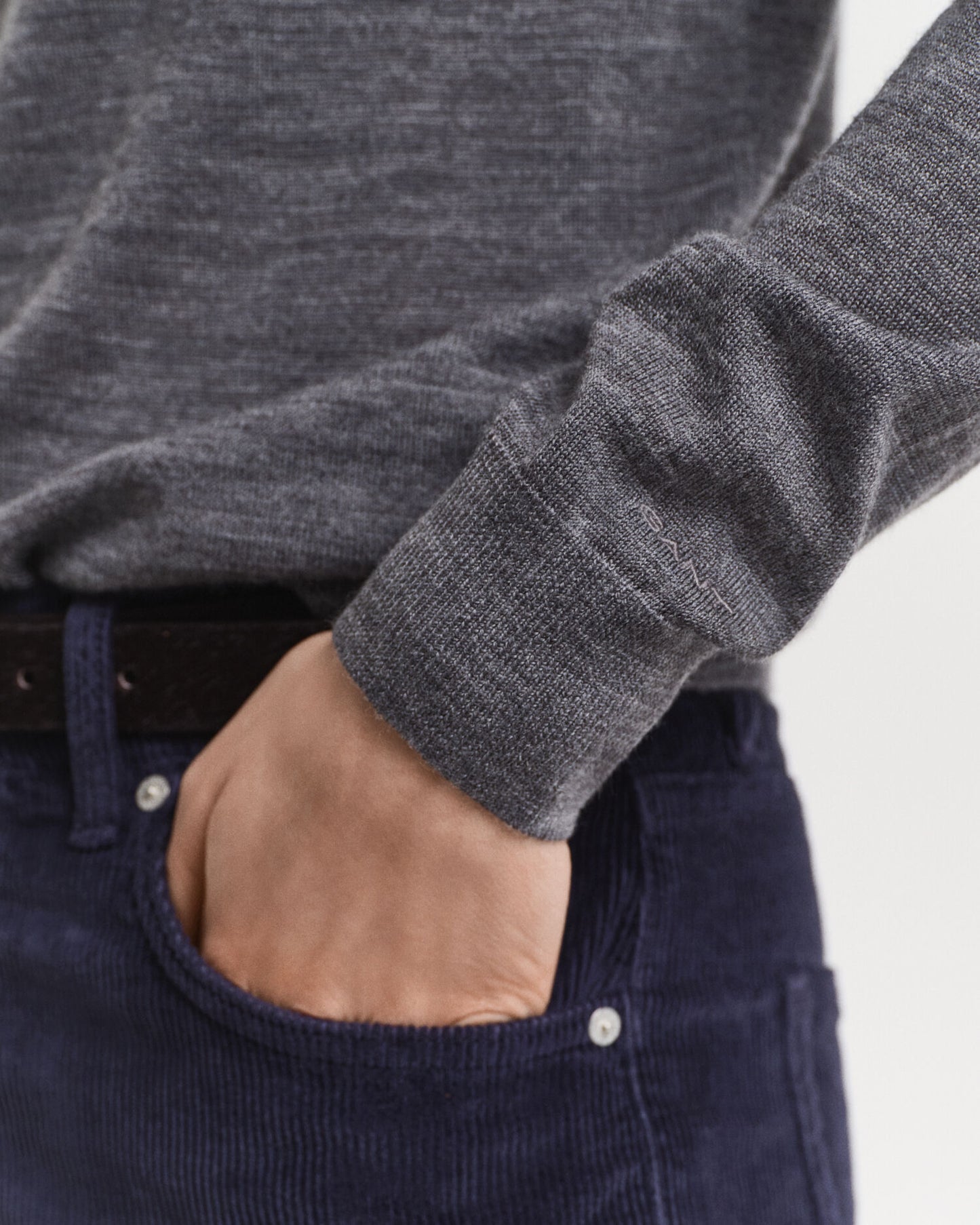 Pullover aus extrafeiner Merinowolle mit Rundhalsausschnitt