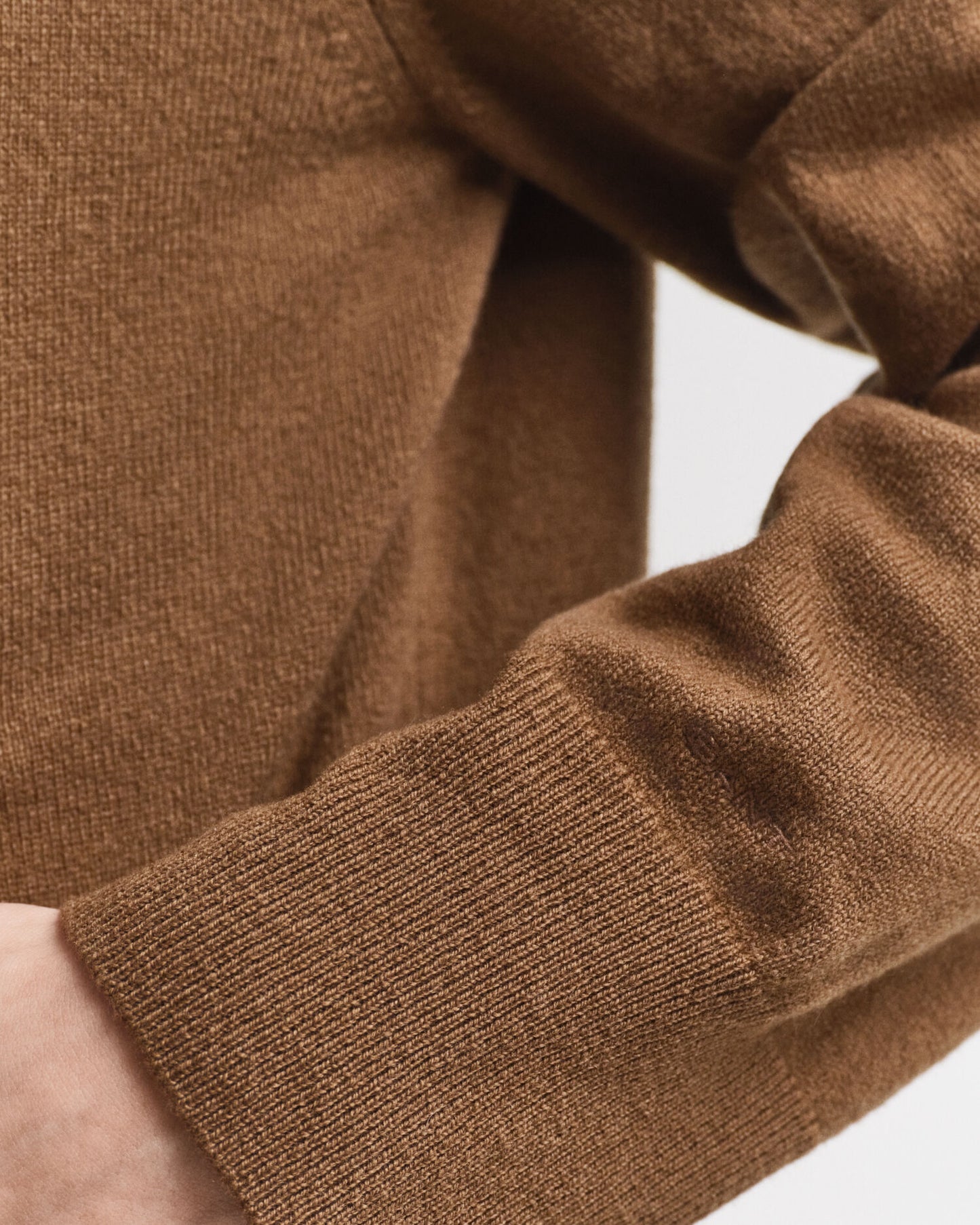 Sweat à capuche zippé en agneau superfin