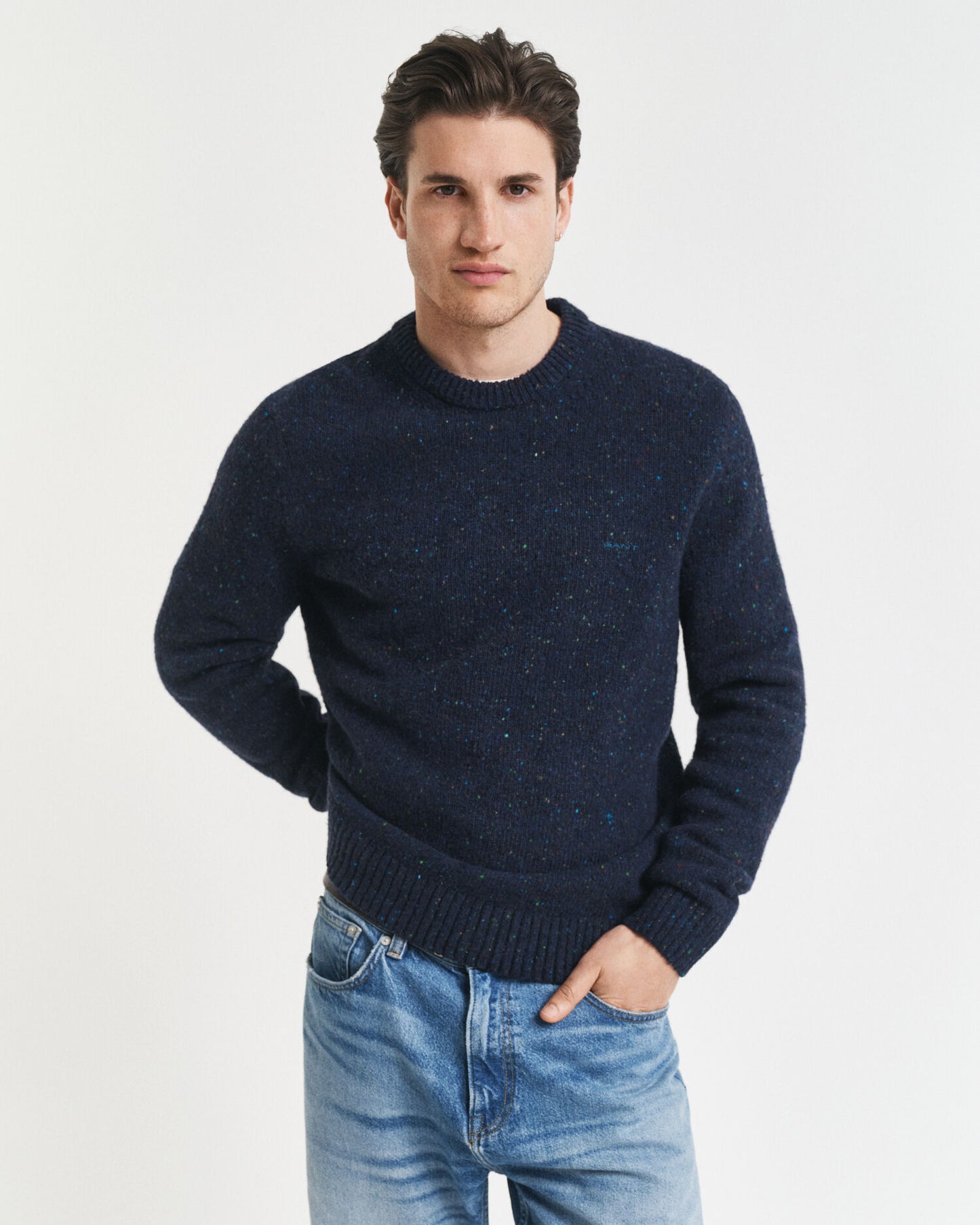 Pull ras du cou en laine mélangée neps