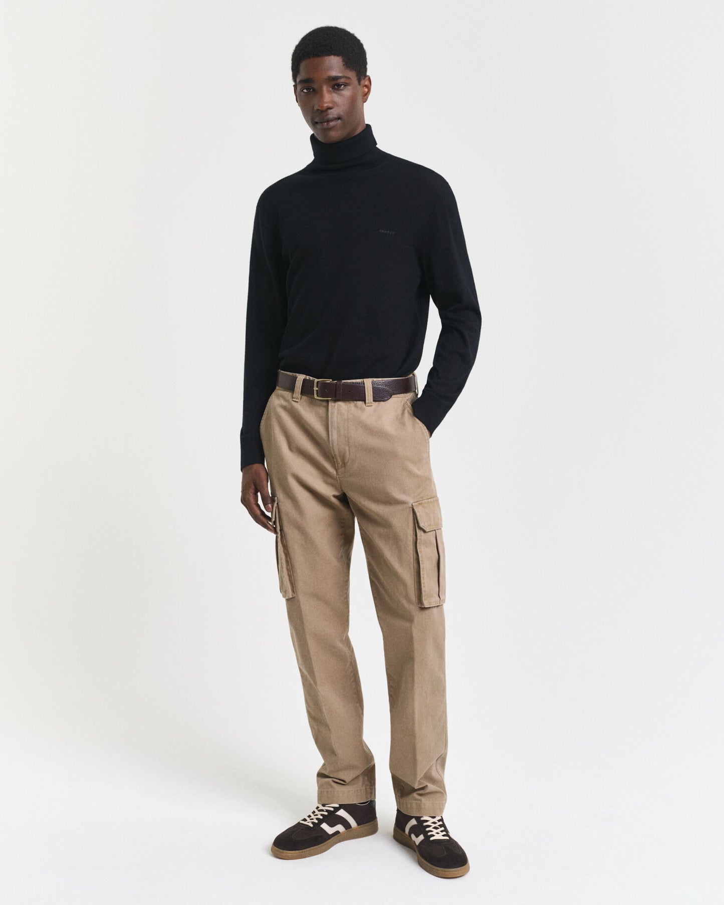 Pantalon cargo en sergé de coton coupe droite