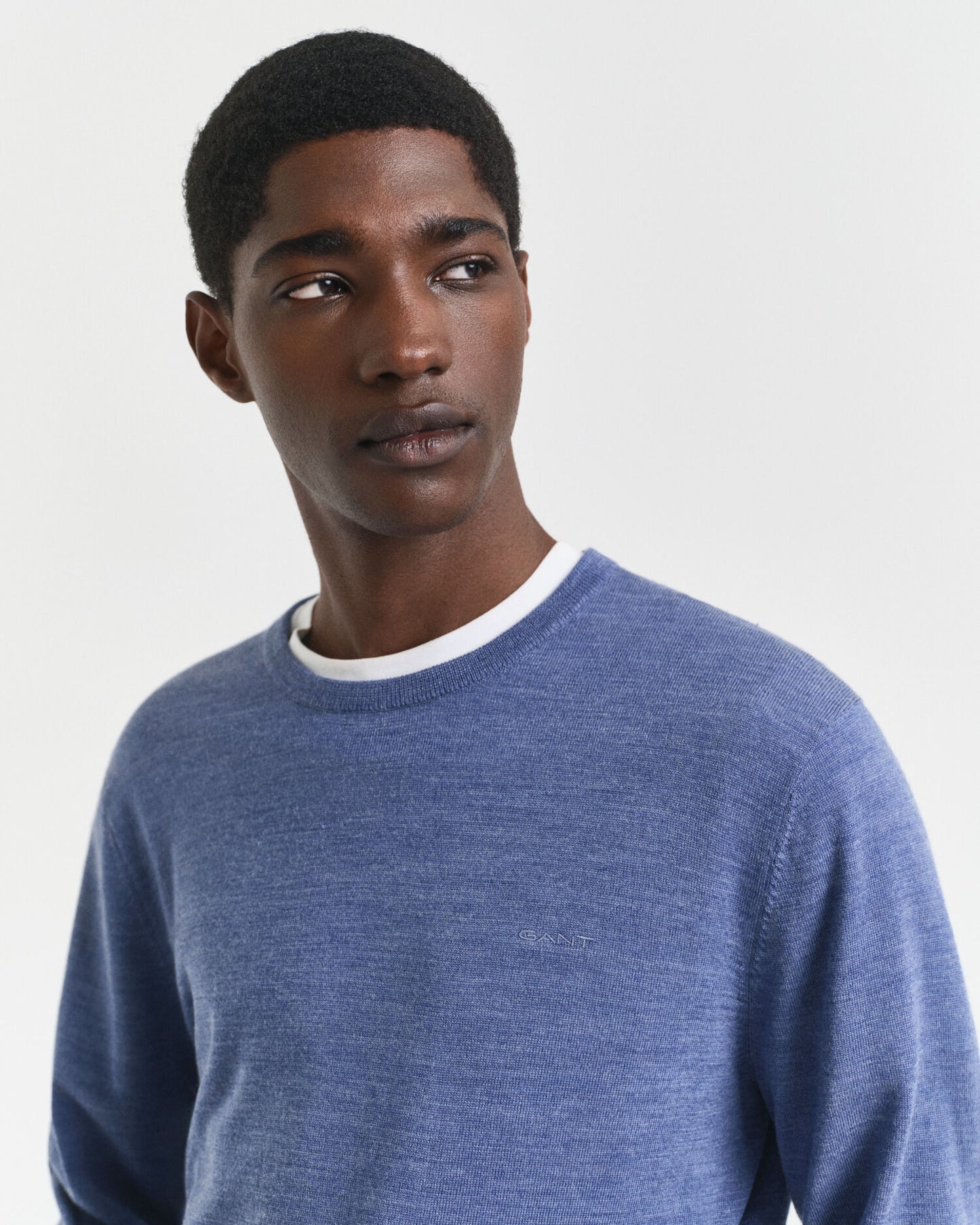 Pullover aus extrafeiner Merinowolle mit Rundhalsausschnitt