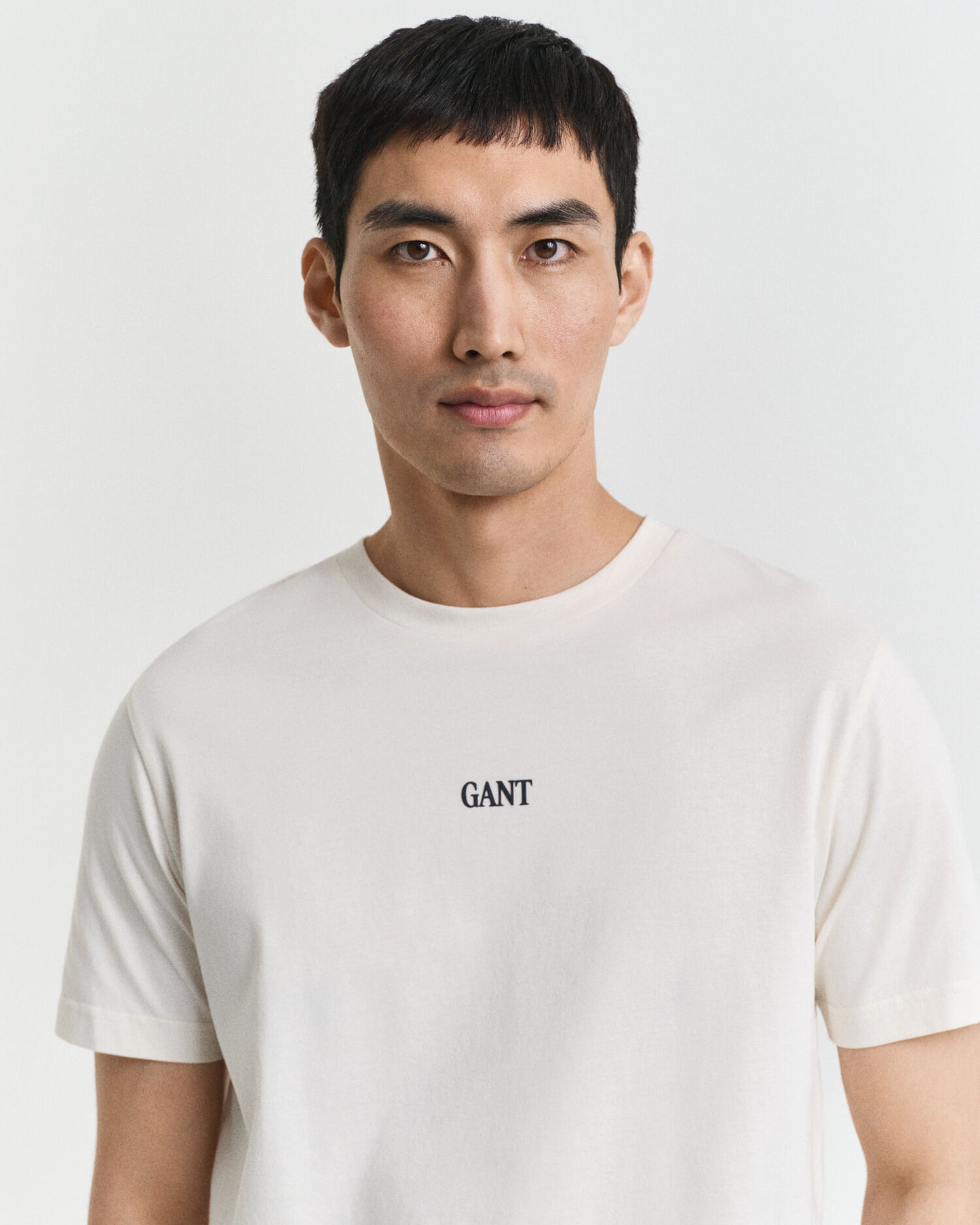 T-shirt à petit motif graphique