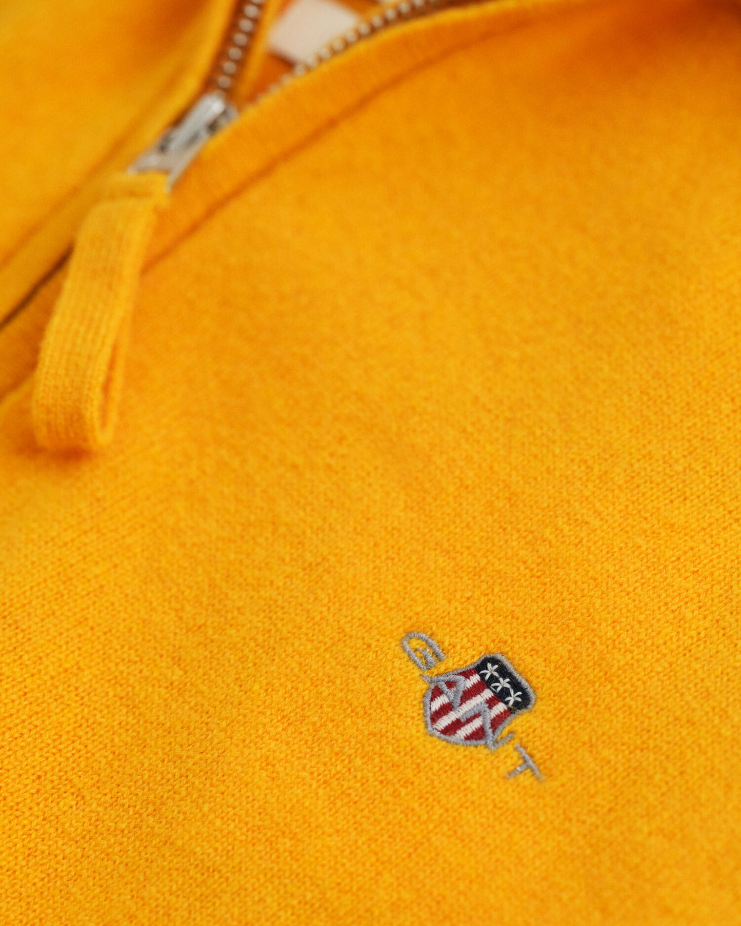 Pull demi-zippé en agneau mérinos extra-fin