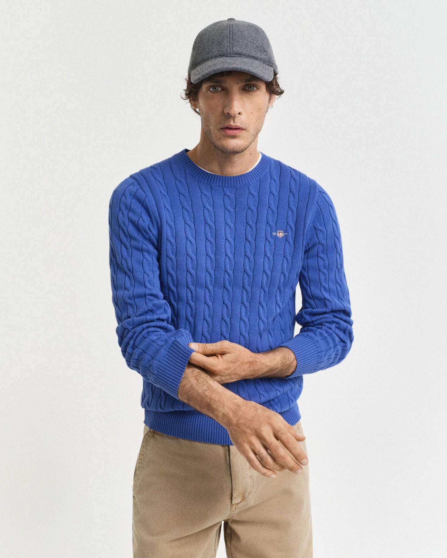 Baumwollpullover mit Zopfmuster und Rundhalsausschnitt