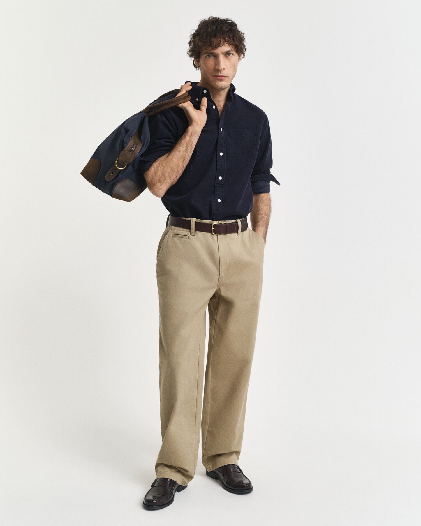 Chemise en velours côtelé coupe droite