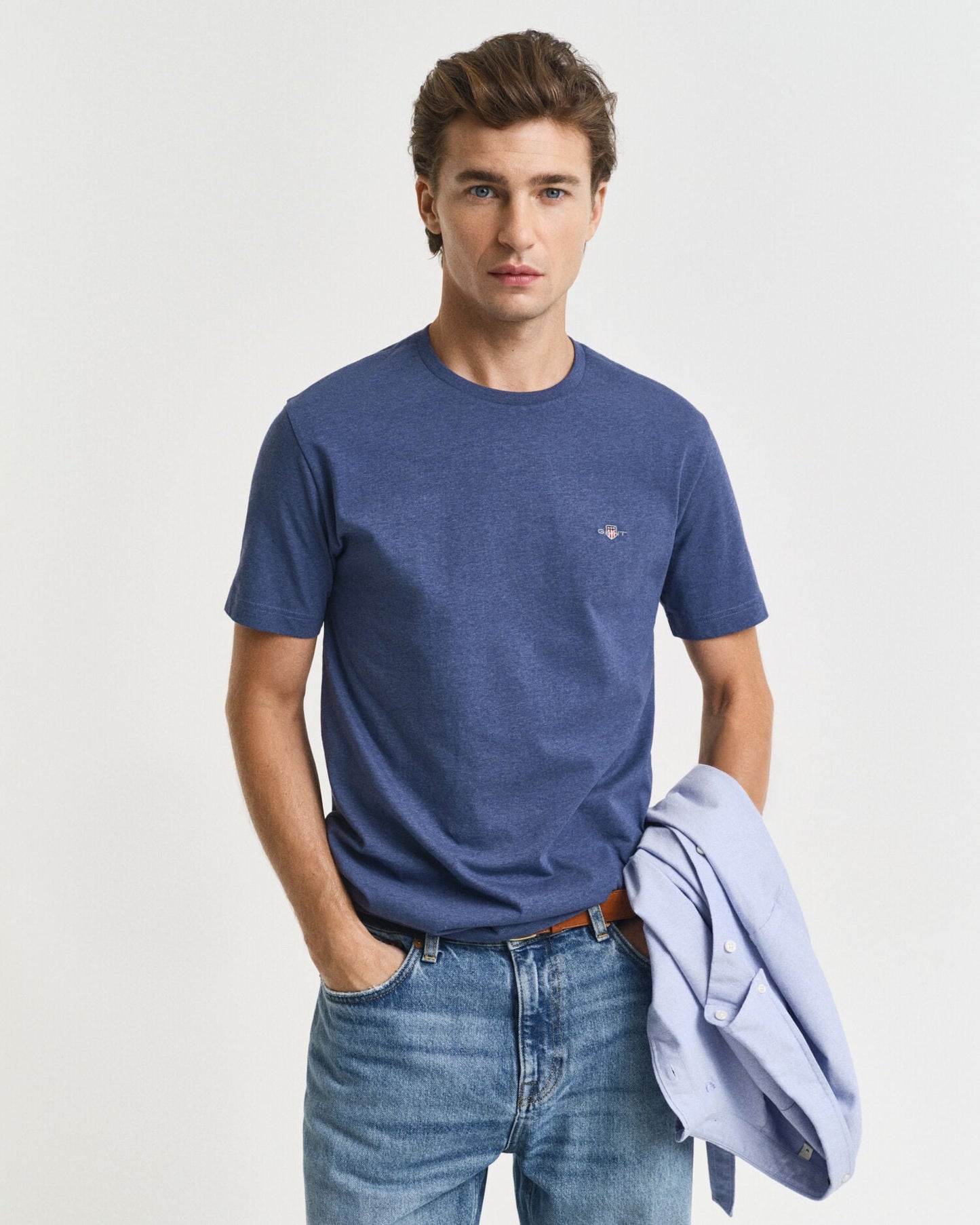 T-shirt Shield Coupe droite