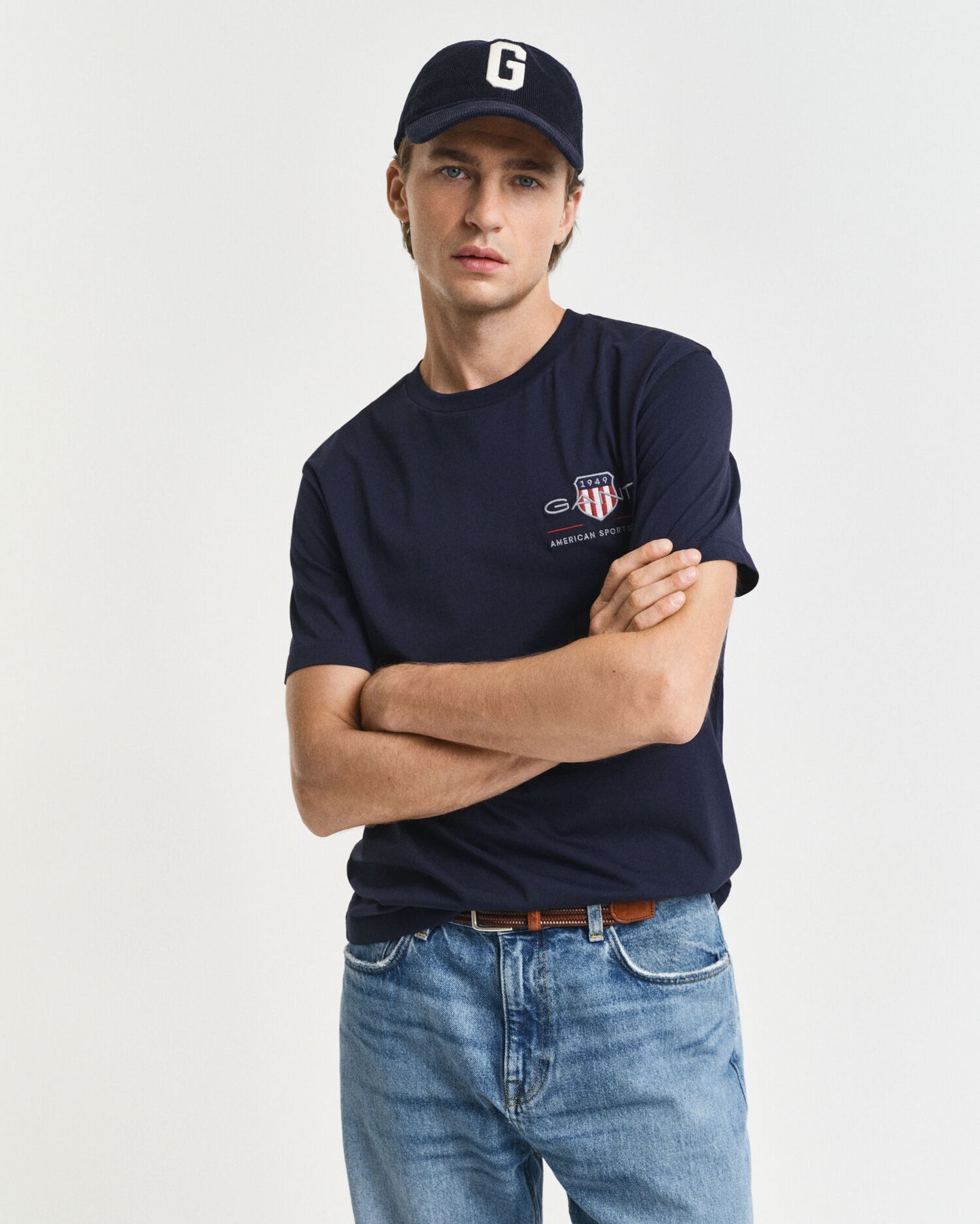 T-shirt brodé avec écusson d'archive