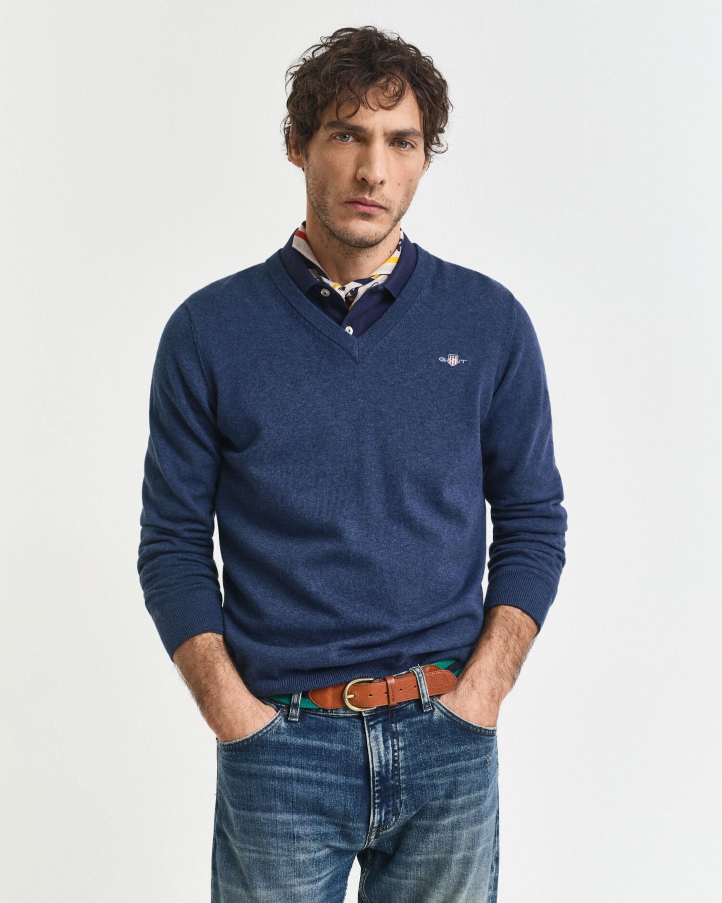 Chandail col en V classique en coton
