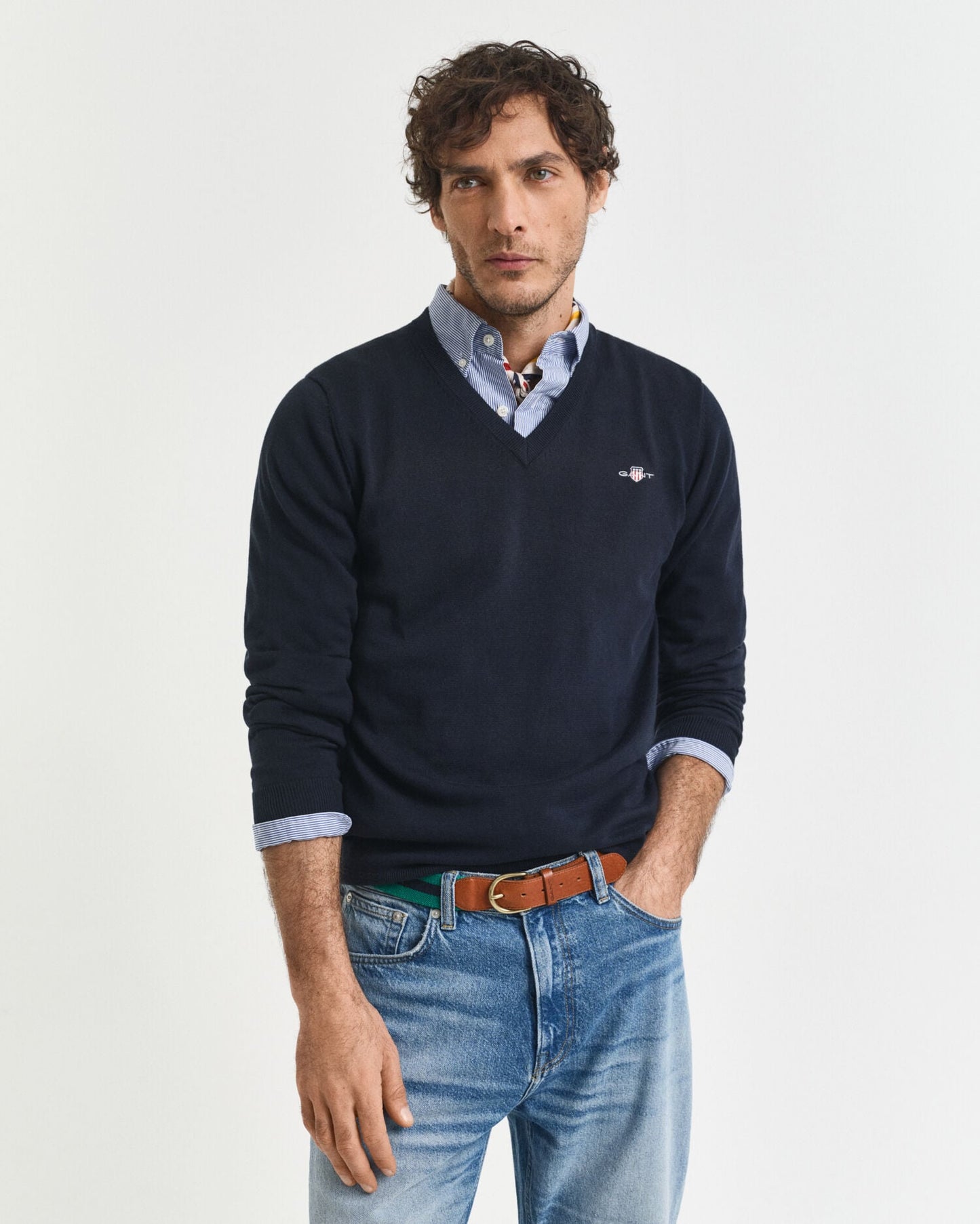 Chandail col en V classique en coton
